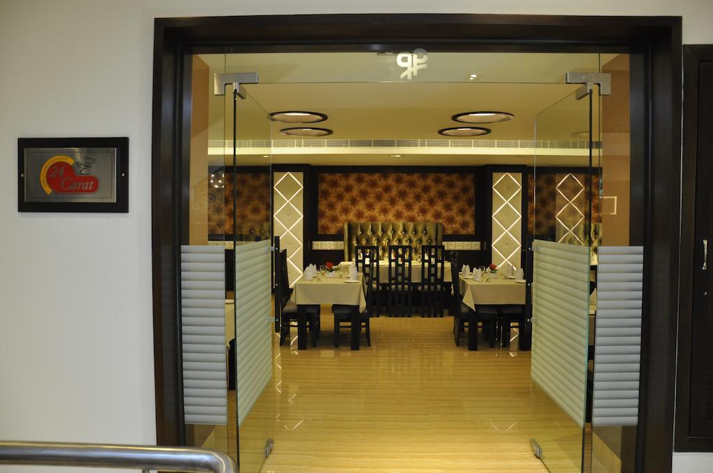 Hotel Prem Plaza Karnal Ngoại thất bức ảnh
