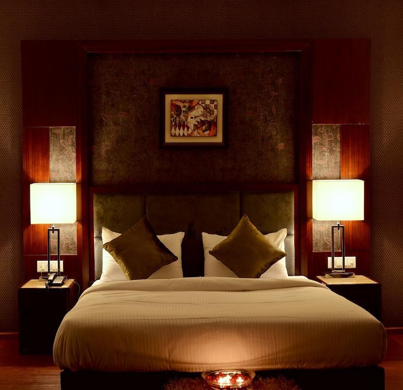 Hotel Prem Plaza Karnal Ngoại thất bức ảnh