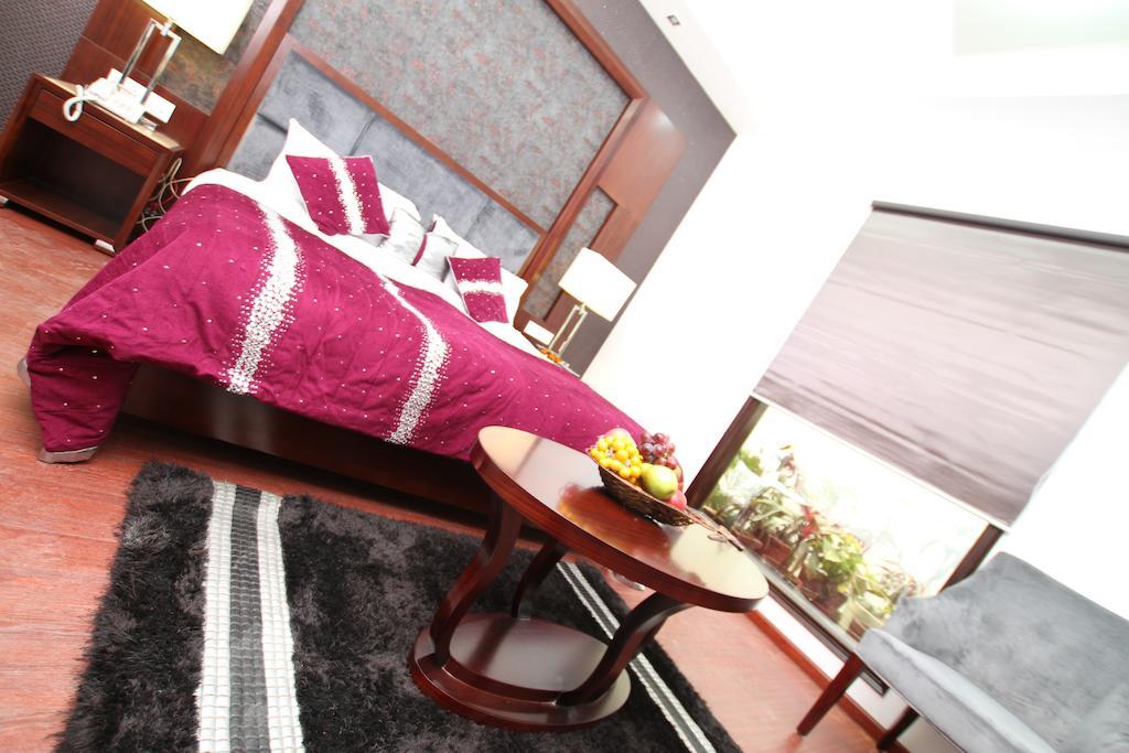 Hotel Prem Plaza Karnal Ngoại thất bức ảnh