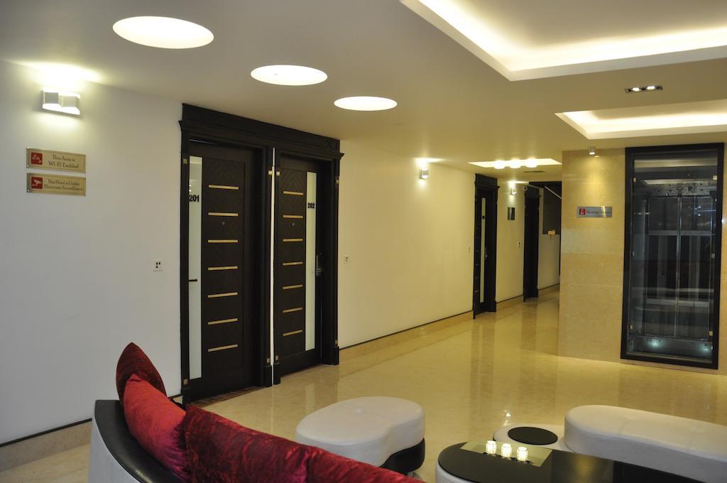 Hotel Prem Plaza Karnal Ngoại thất bức ảnh